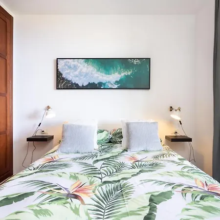 Home2book Stunning Sea View 아파트 *