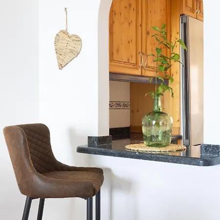 아파트 Home2book Stunning Sea View *